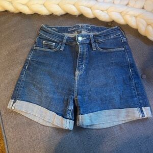 0-25R Dark Wash. Universal Thread -Fair Trade Certified Factory